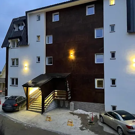 Iznad Oblaka 2 2 *